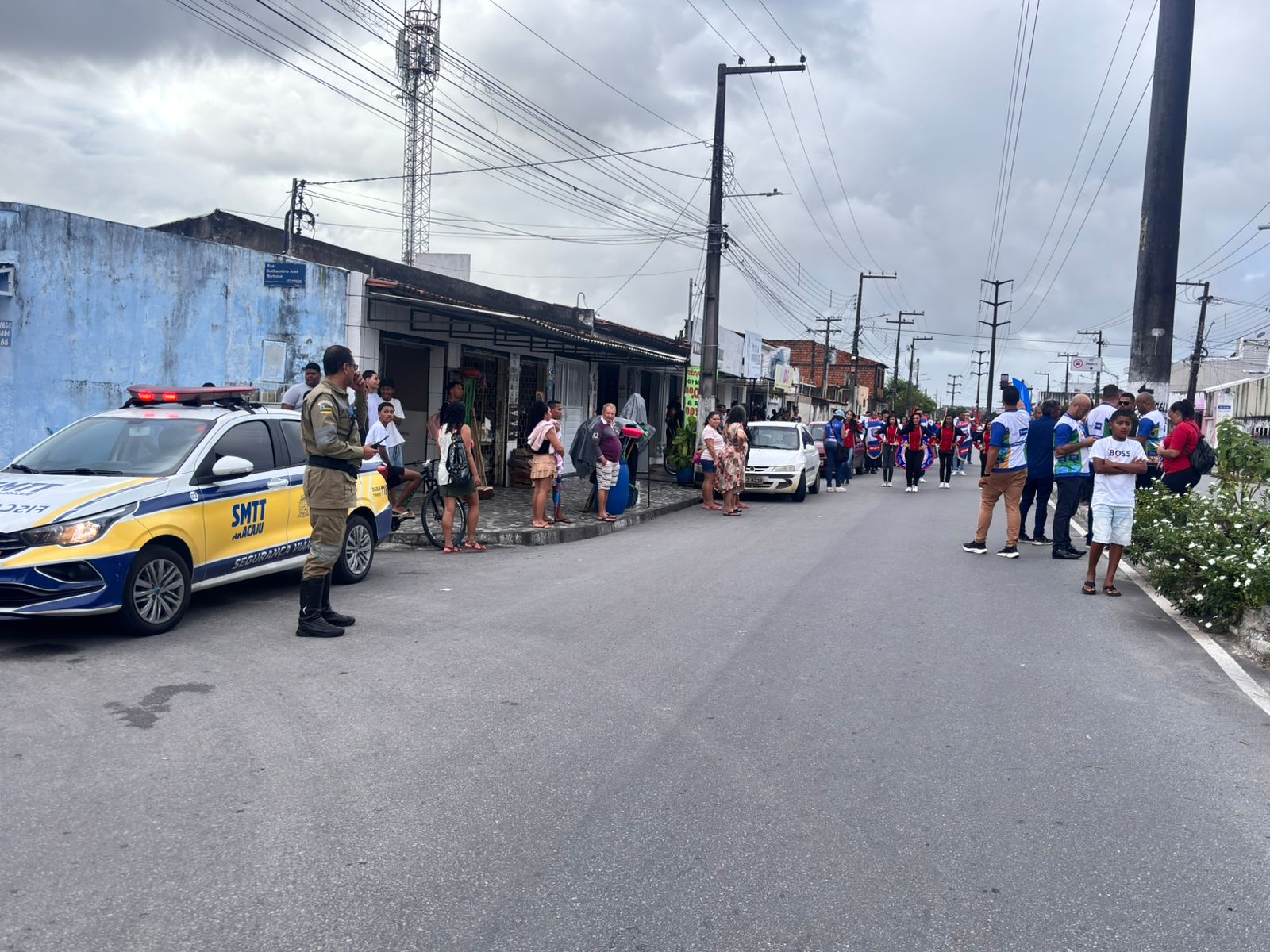 SMTT de Aracaju dá apoio às escolas estaduais durante os ensaios cívicos alusivo ao 7 de Setembro - SMTT Aracaju
