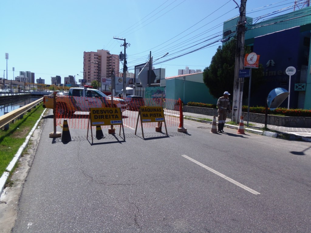 SMTT informa desvio na Avenida Anísio Azevedo sentido Beira-Mar - SMTT Aracaju