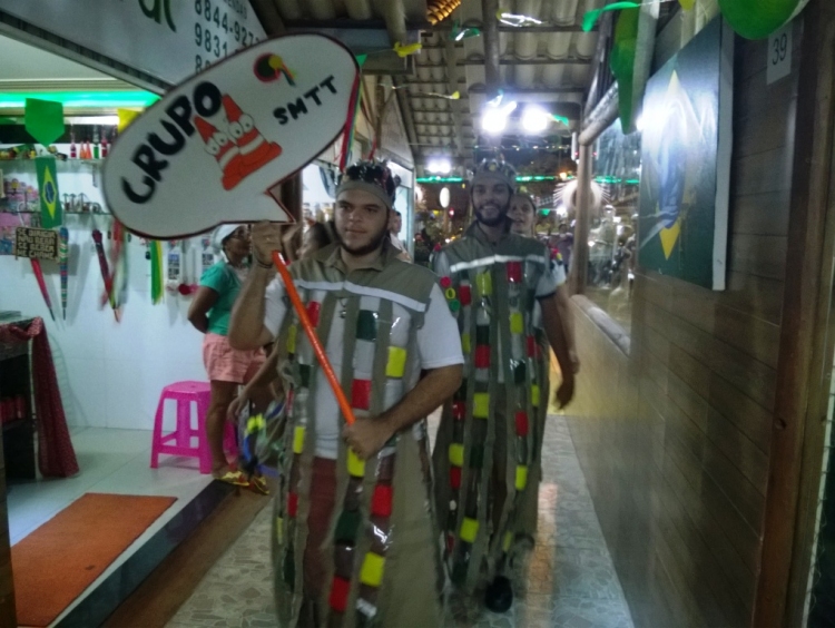 Festejos Juninos: SMTT realiza blitz educativa na Orla da Atalaia - SMTT Aracaju