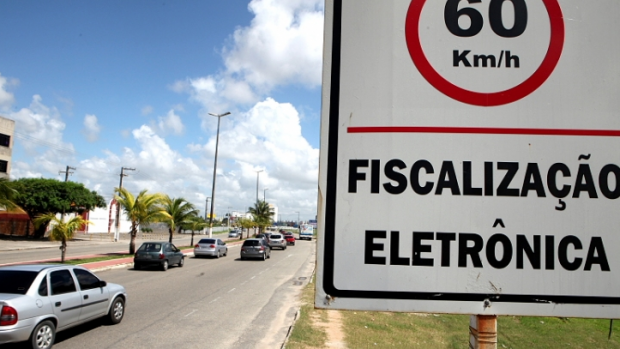 Radares começam a operar no dia 16 - SMTT Aracaju