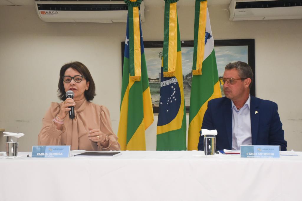 Emília pede ao governo isenção de ICMS que contemple ônibus a gás e elétricos - SMTT Aracaju