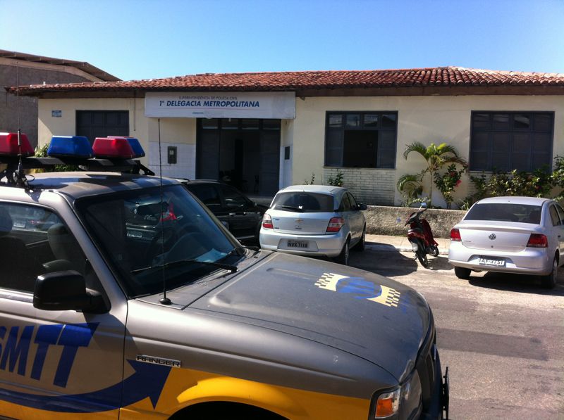 Agente de trânsito é desacatado por condutor de ciclomotor - SMTT Aracaju