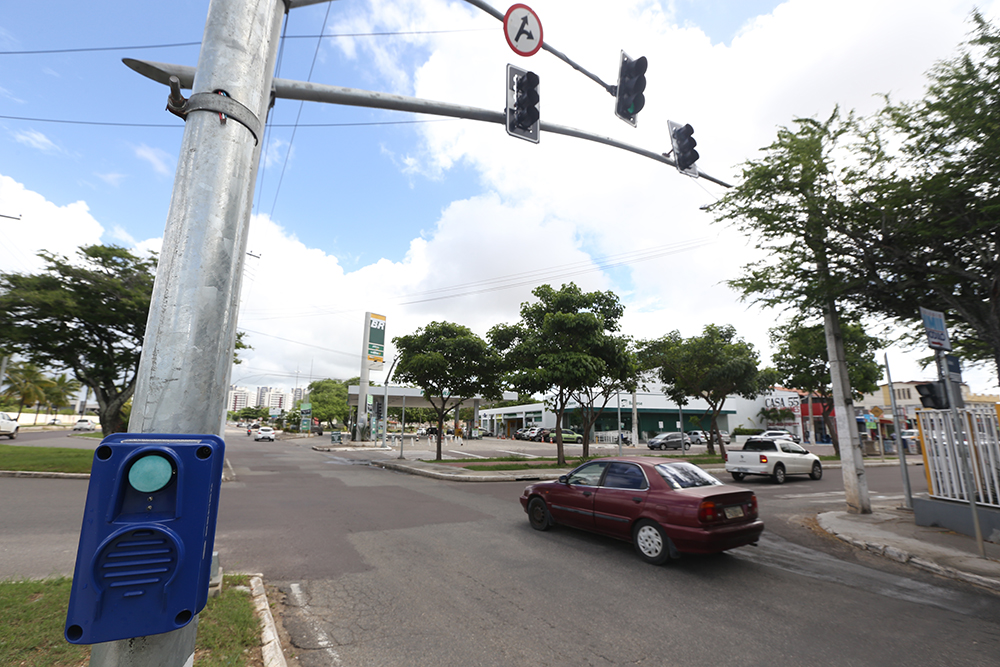 Semáforos inteligentes garantem melhoria na mobilidade urbana de Aracaju - SMTT Aracaju