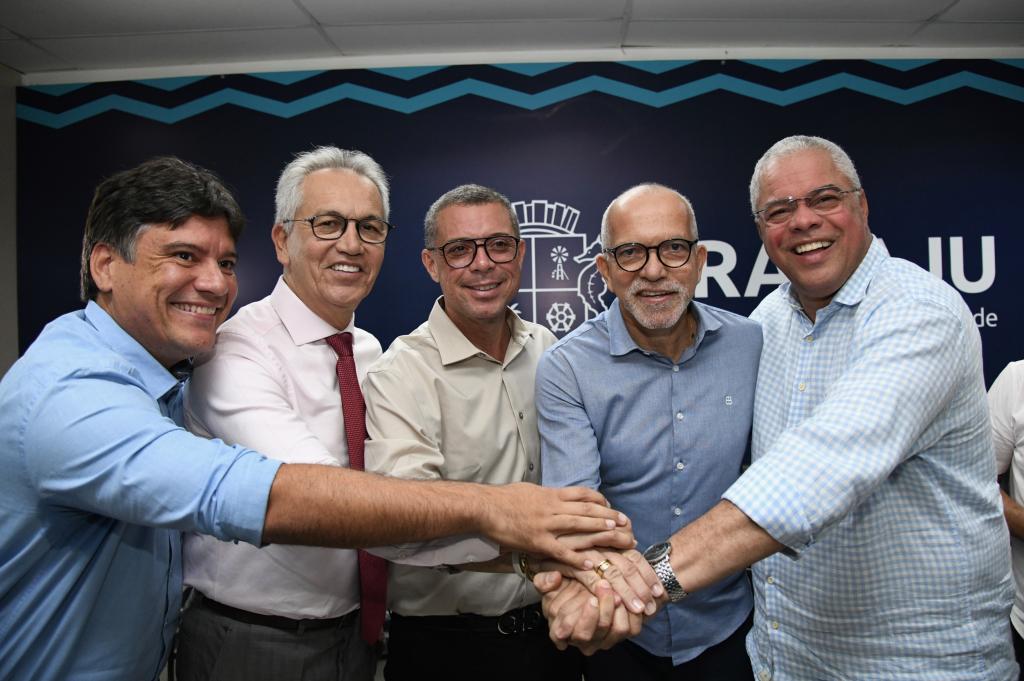 Prefeito Edvaldo lança edital de licitação do transporte: "resultado de um processo transparente e democrático" - SMTT Aracaju