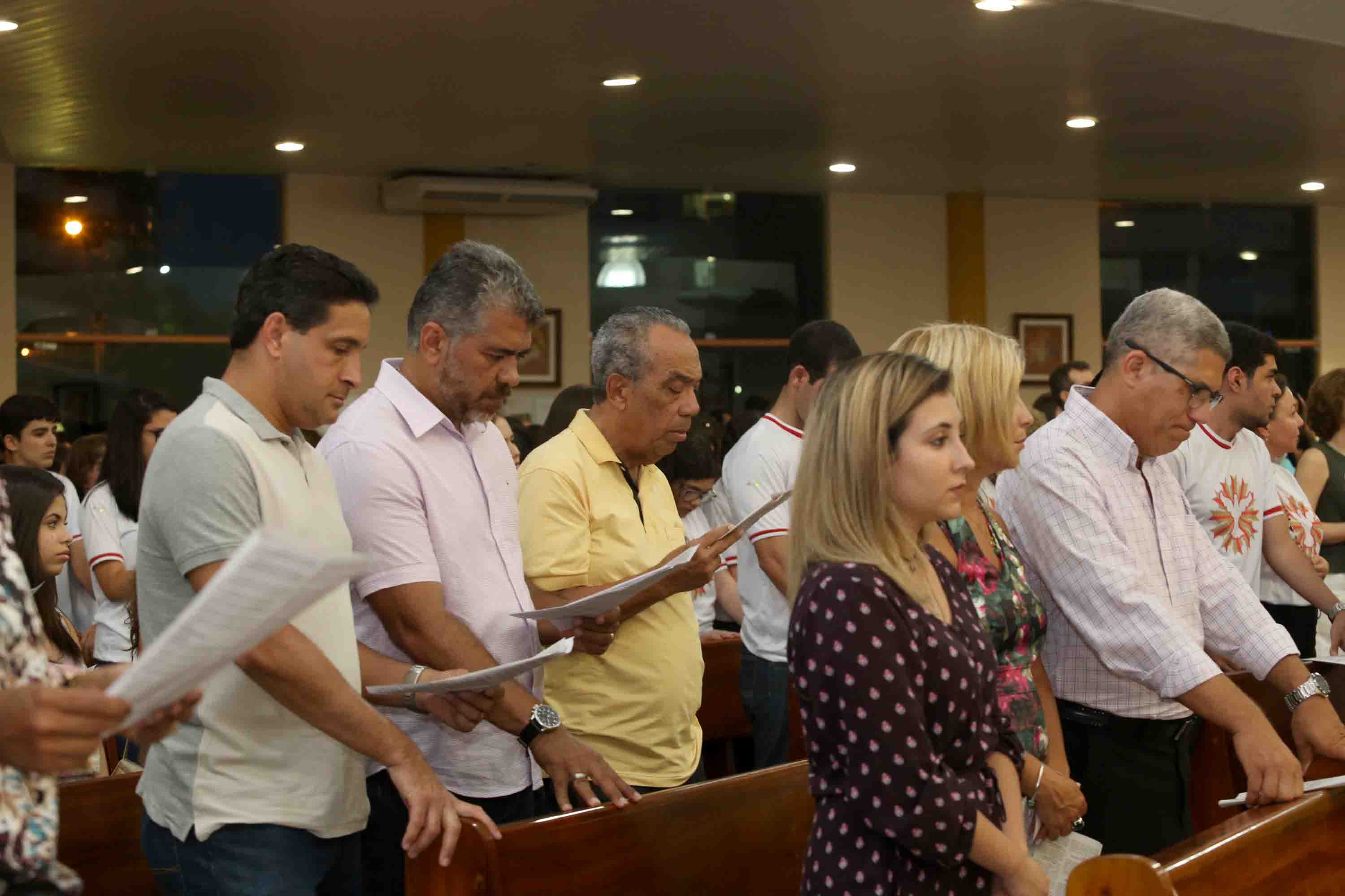 João Alves participa de missa em homenagem a vítimas do trânsito - SMTT Aracaju