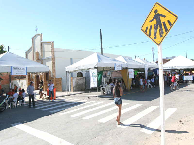 Bairro Lamarão tem sinalização revitalizada - SMTT Aracaju