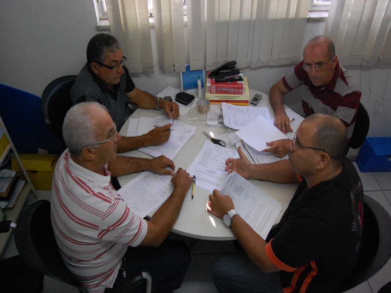 Recursos de infrações de trânsito são avaliados por comissão de especialistas - SMTT Aracaju