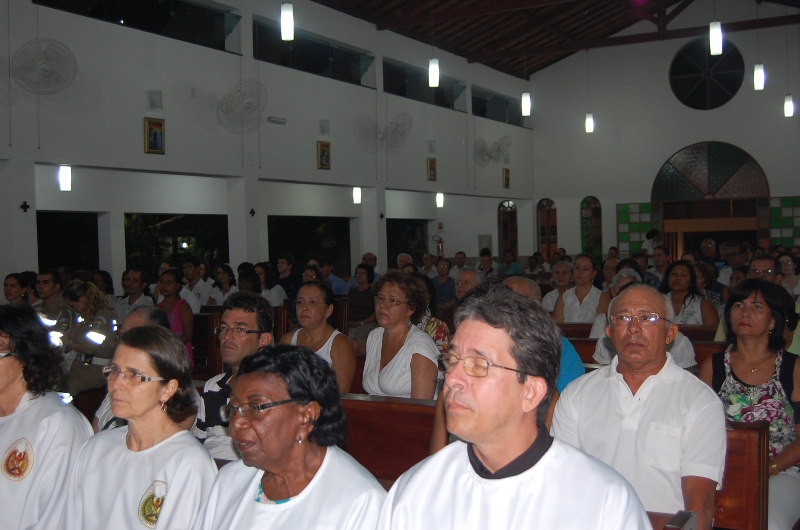 Emoção marca a missa em memória as vítimas de trânsito - SMTT Aracaju
