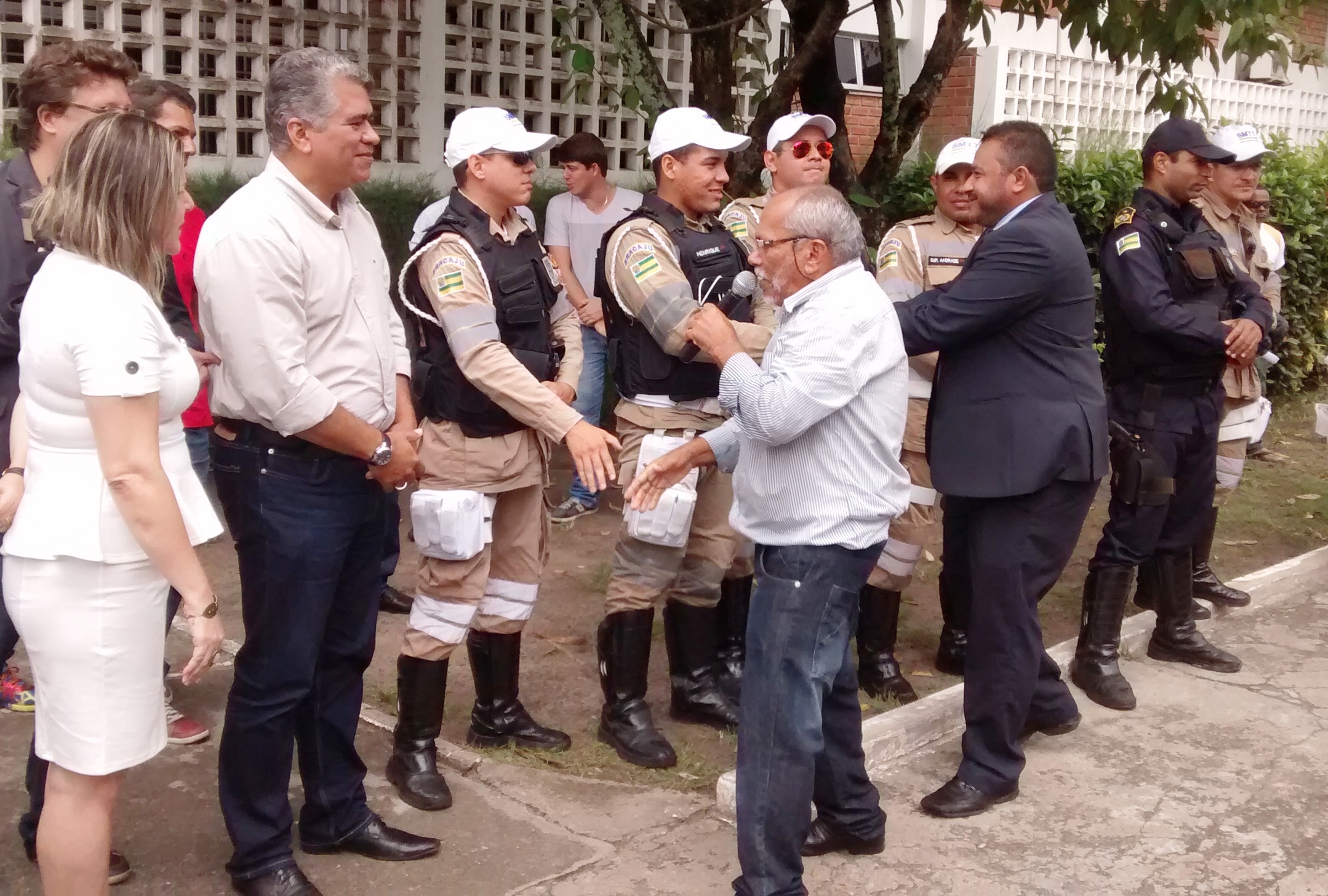 Taxistas de Aracaju apoiam ação da SMTT no combate ao transporte irregular - SMTT Aracaju
