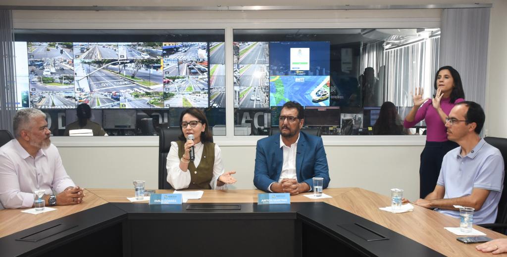 Prefeita Emília Corrêa anuncia avanços no transporte coletivo entre Aracaju e Barra dos Coqueiros - SMTT Aracaju