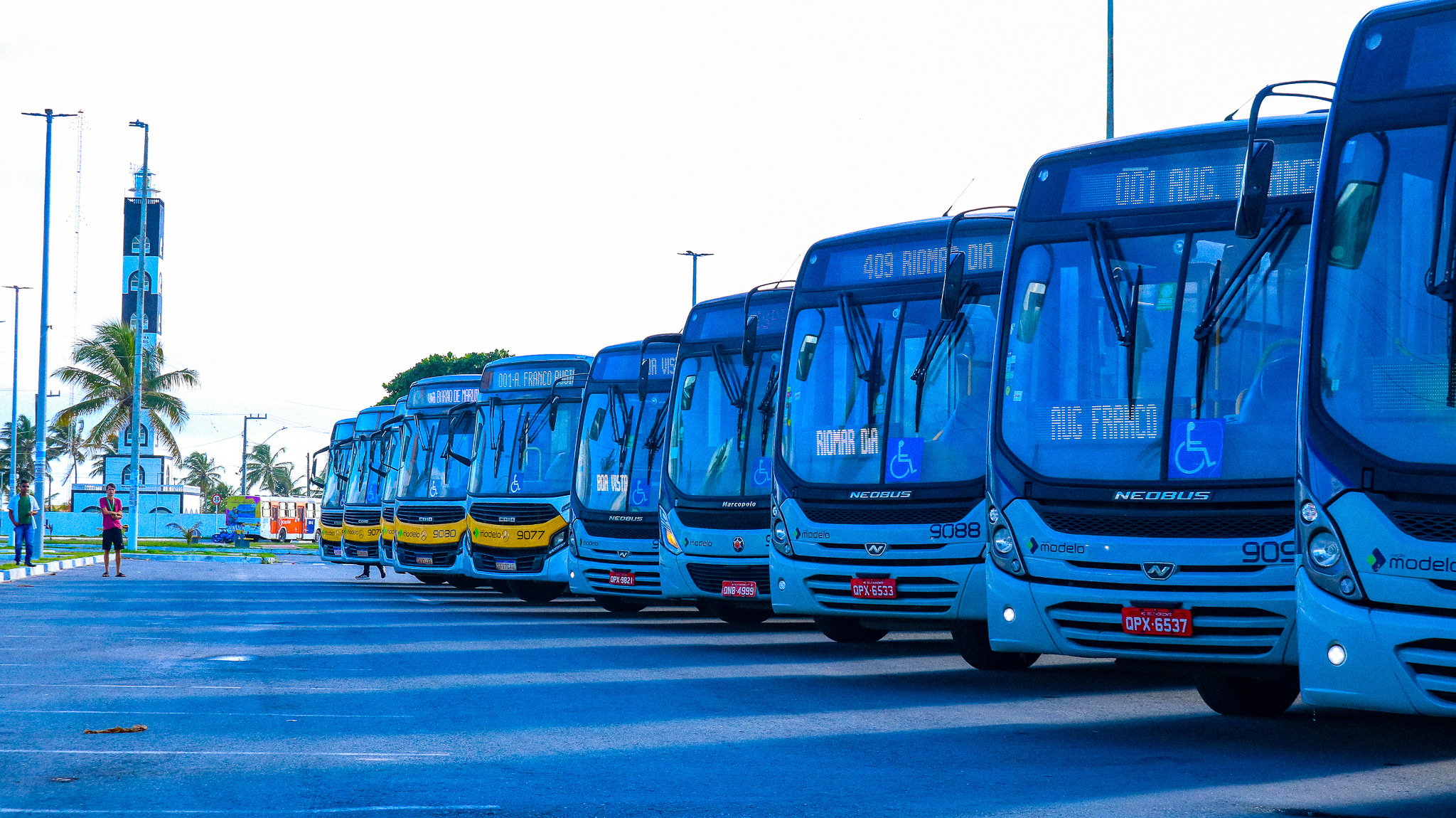 Prefeitura de Aracaju: Com mais 11 veículos climatizados, frota dos "Geladinhos" aumenta para 45 ônibus - SMTT Aracaju