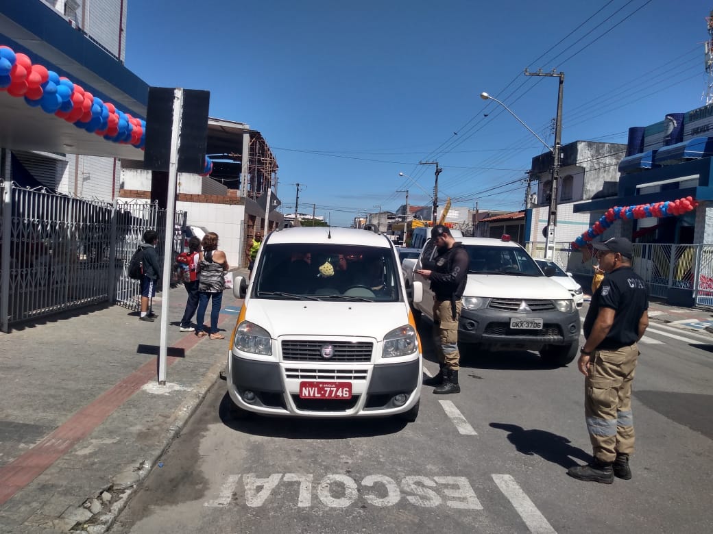 SMTT Aracaju inicia Operação Volta às Aulas com monitoramento do trânsito e ação educativa - SMTT Aracaju