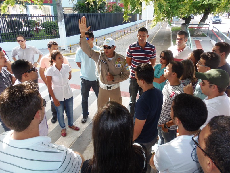 Turma de novos agentes da Mobilidade Urbana participa de aulas práticas - SMTT Aracaju