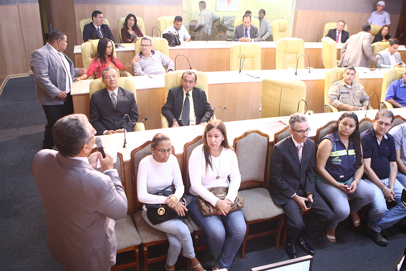 Parlamentares apresentam sugestões para desafogar trânsito aracajuano - SMTT Aracaju
