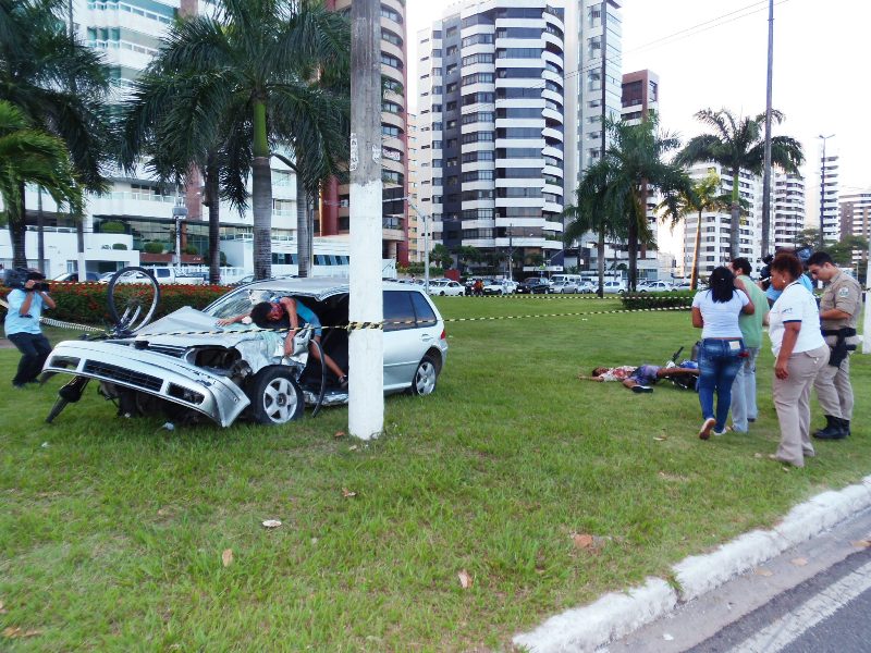 SMTT abre Semana Nacional de Trânsito com ação de impacto na Beira Mar - SMTT Aracaju