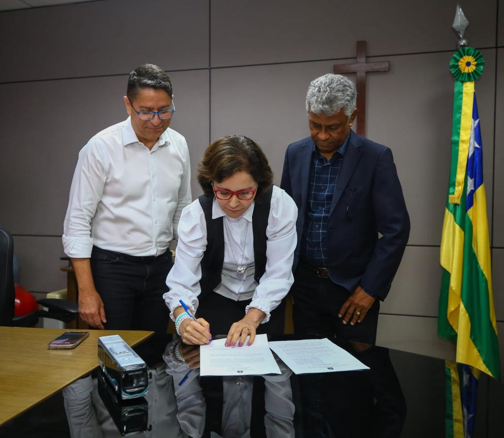 Decreto da Prefeitura estabelece transição de empresas no sistema de transporte coletivo - SMTT Aracaju