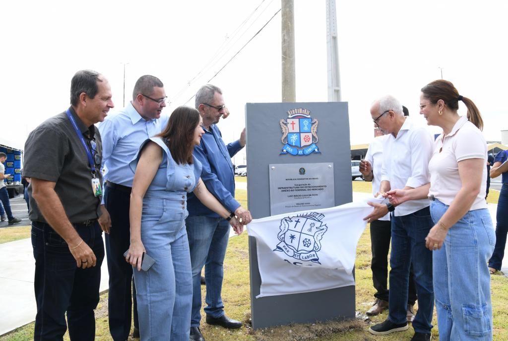Prefeito Edvaldo entrega novo estacionamento do Centro de Aracaju - SMTT Aracaju