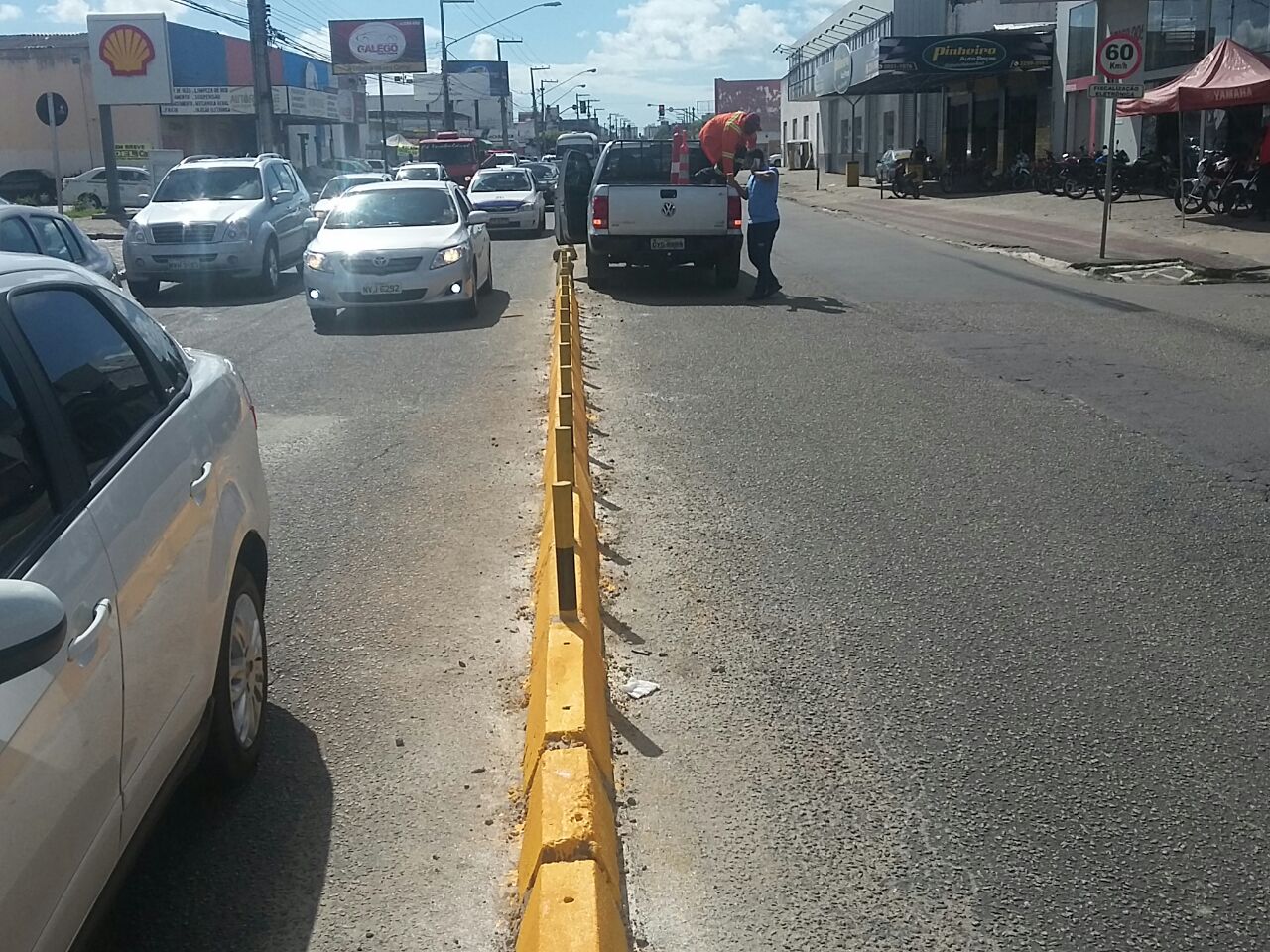 Fechado mais uma vez o cruzamento da Desembargador Maynard com Distrito Federal - SMTT Aracaju