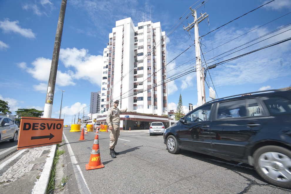 Desvio na Beira Mar não altera fluidez do trânsito - SMTT Aracaju