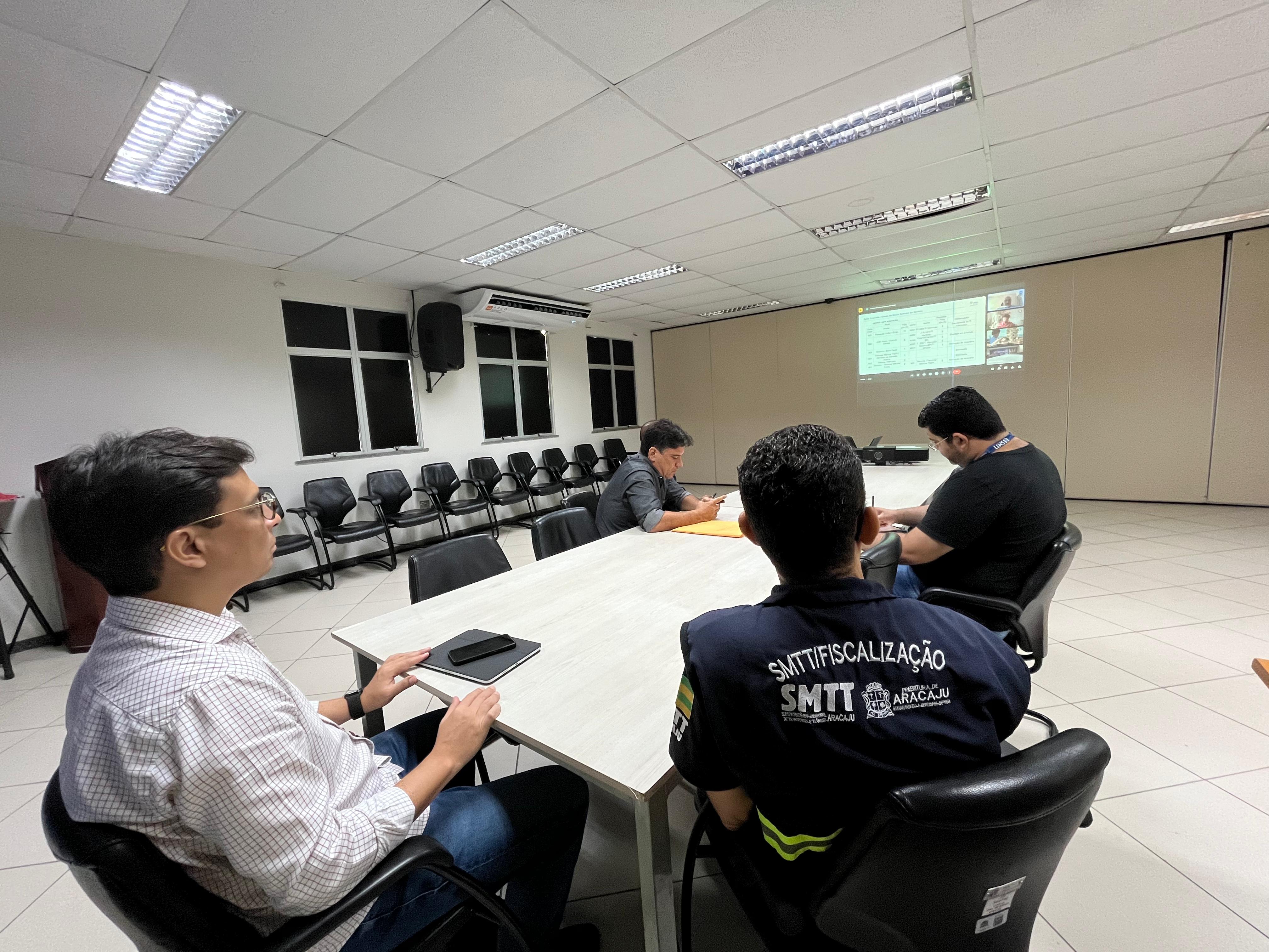 Consórcio: equipes técnicas discutem detalhes sobre o sistema de transporte público - SMTT Aracaju