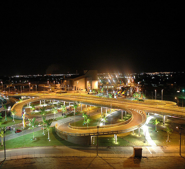 Viaduto jornalista Carvalho Déda (Foto: Pedro Leite)