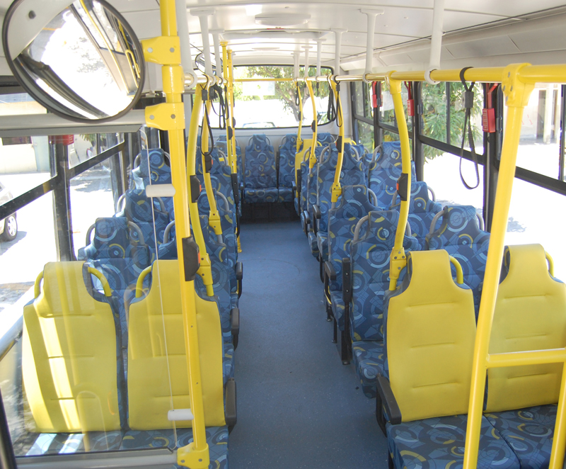 Parte externa dos novos ônibus. Mais qualidade e conforto (Foto: Cleverton Ribeiro) 