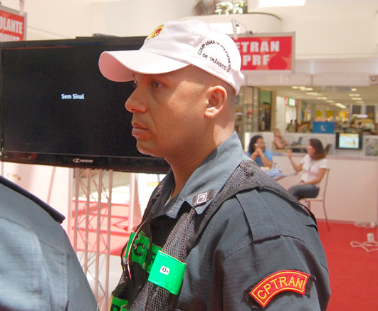 Erivaldo da Silva Filho apoia a exposição.