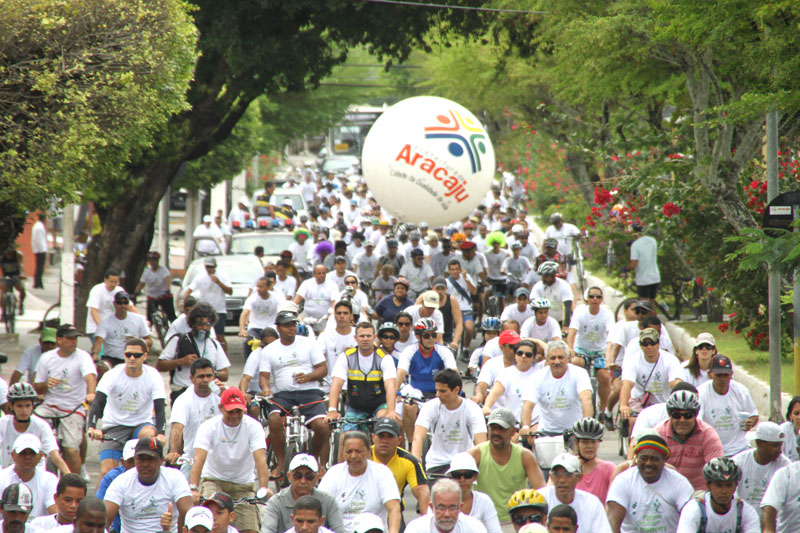 4 - Ações promovidas durante a Semana Nacional de Trânsito chamavam a atenção para a segurança no trânsito(Foto: Cleverton Ribeiro)