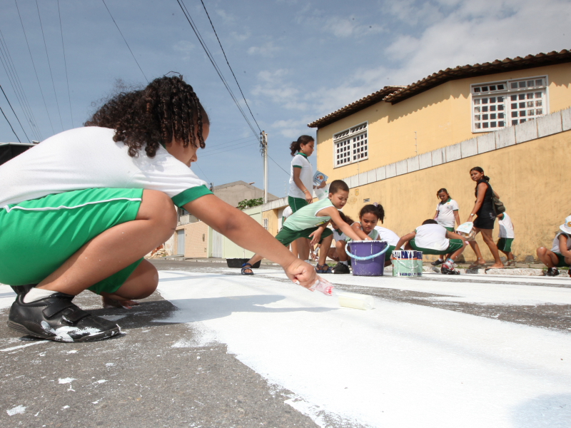 Pintura simbólica serviu para conscientizar as crianças Foto: Lízia Martins