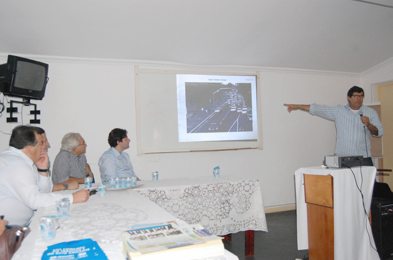 Diretoria da empresa acompanhou os dados e estatísticas de Aracaju que Samarone apresentou