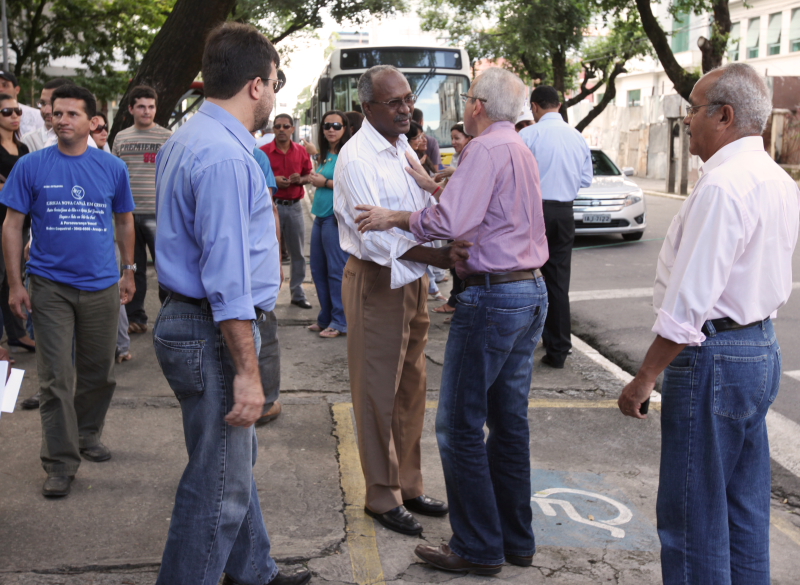 entrega_de_26_de_onibus_03