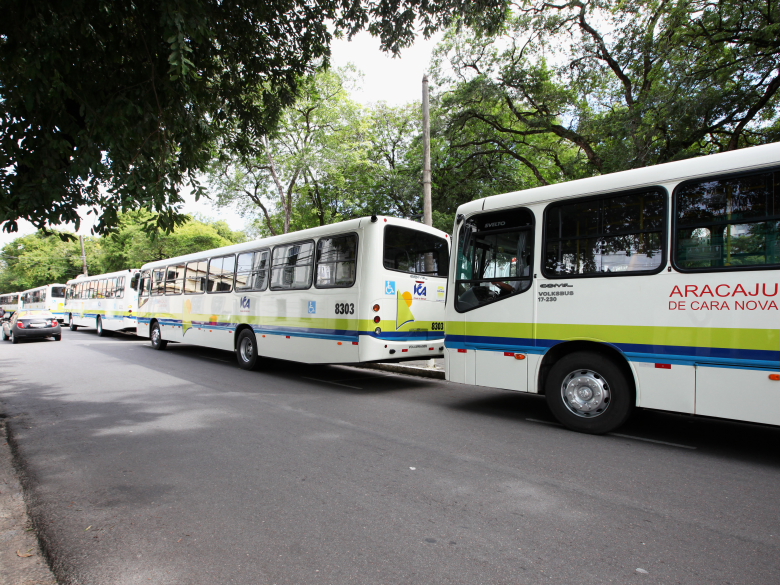 entrega_de_26_de_onibus_15