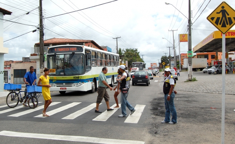 Comunidade mais segura no trânsito de norte a sul em Aracaju