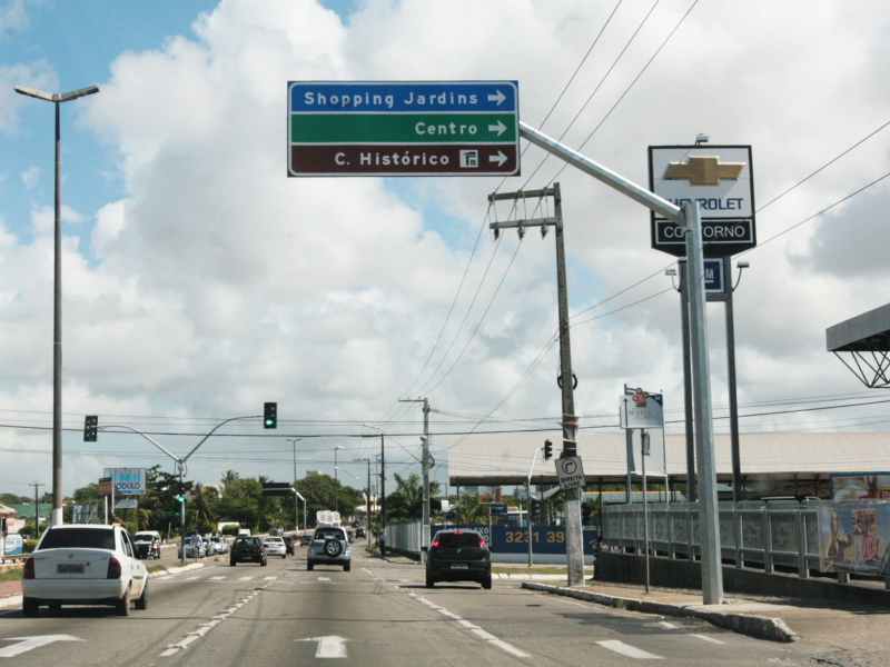 Já foram instaladas 95% das placas (Fotos: Lizia Martins)