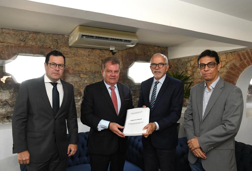 Edvaldo: "É fundamental o acompanhamento do processo de licitação do transporte pelas instituições de controle" - SMTT Aracaju