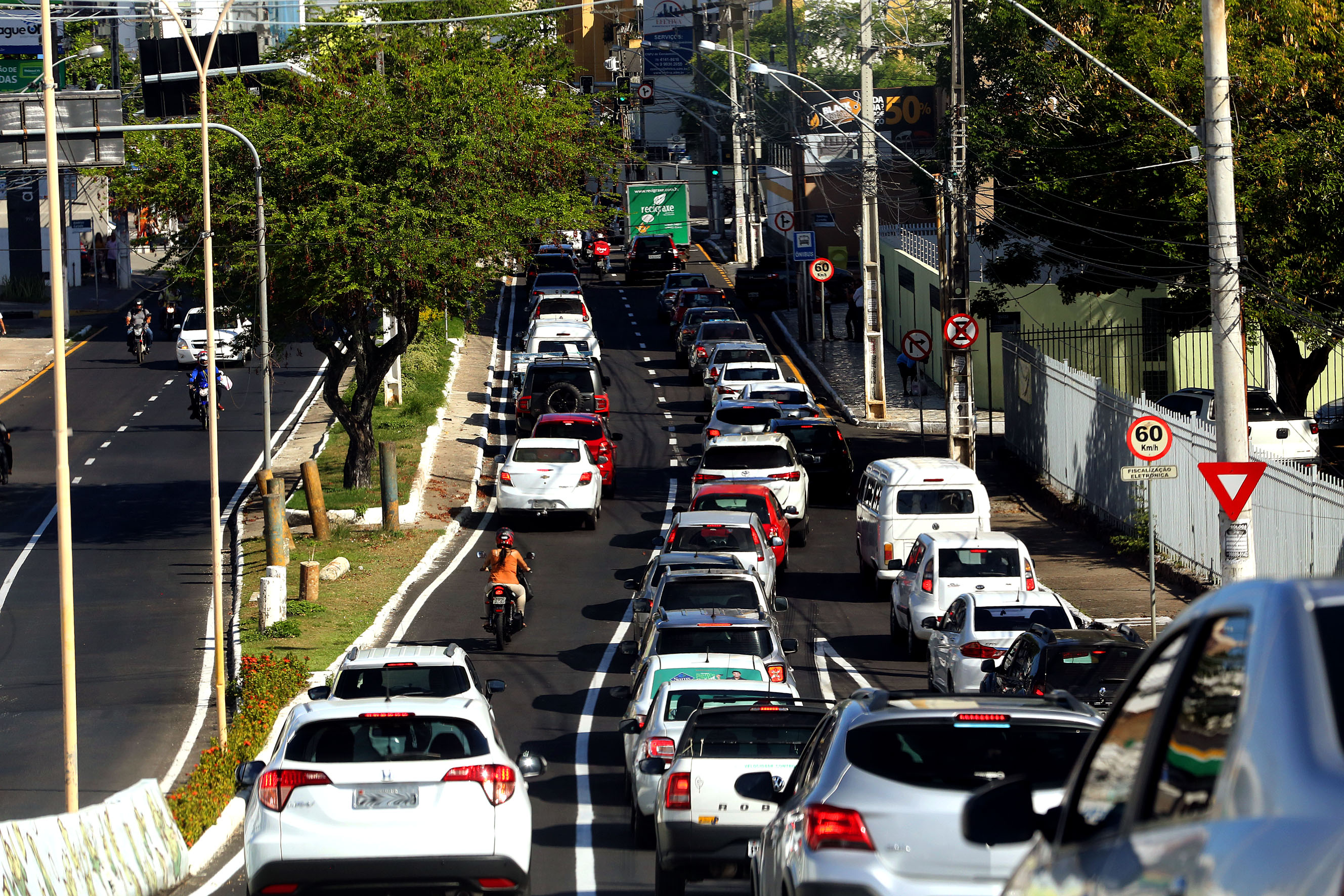 Prefeitura de Aracaju registra redução de 35% no índice de acidentes de trânsito sem vítima - SMTT Aracaju