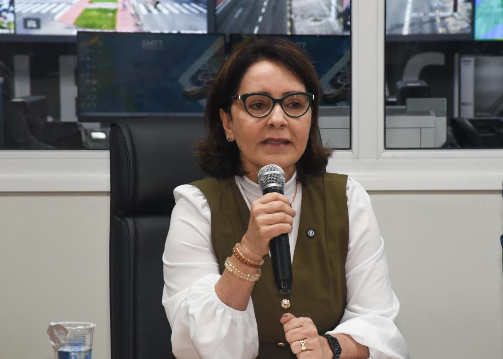 Prefeita Emília vai propor transporte grátis em dias de Enem e reabertura do terminal da Barra - SMTT Aracaju