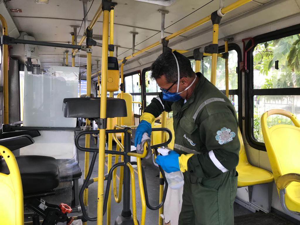 Ações da Prefeitura ajudam a evitar a proliferação do novo coronavírus no transporte coletivo - SMTT Aracaju