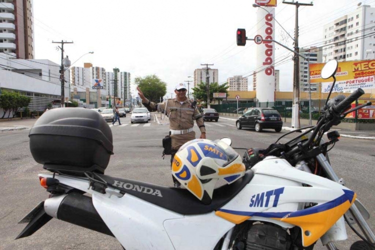 Prefeitura de Aracaju convoca 73 Agentes de Mobilidade de Trânsito - SMTT Aracaju
