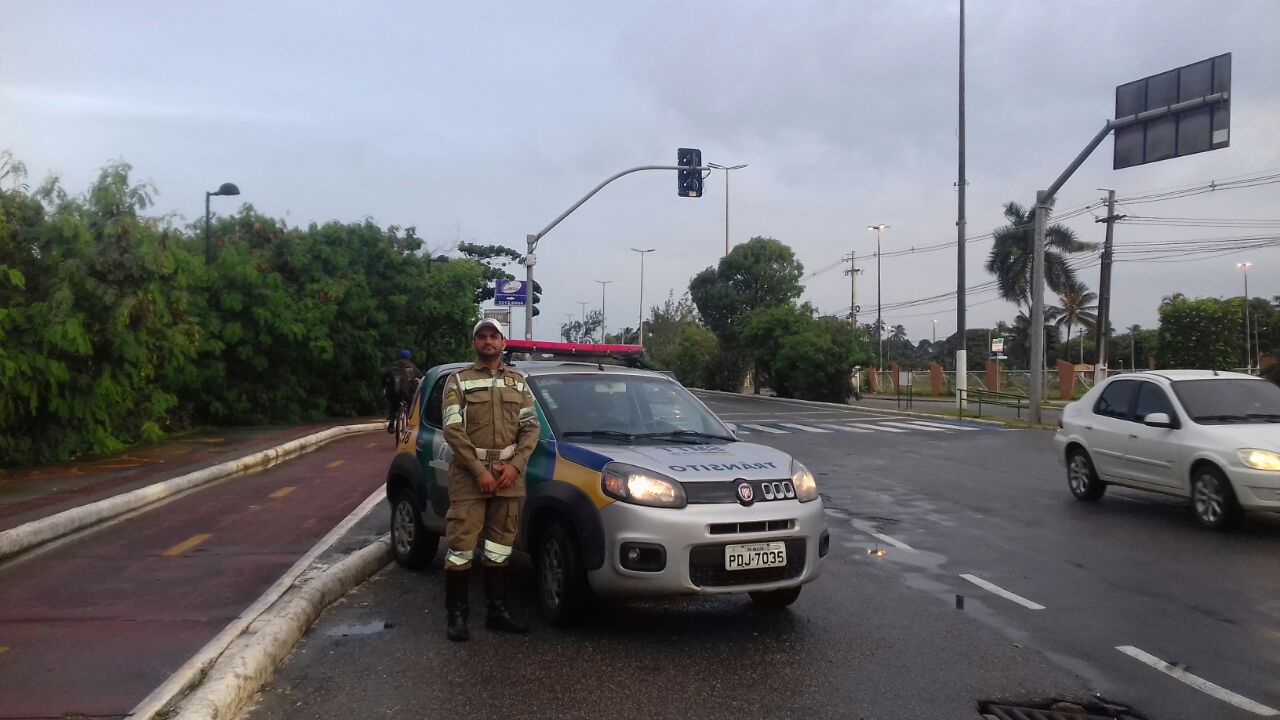 Greve Geral: agentes atuaram no desbloqueio das vias durante os protestos - SMTT Aracaju